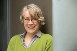 Person Gina Mayer