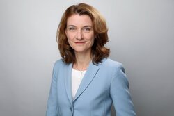 Person Daniela Schwarzer