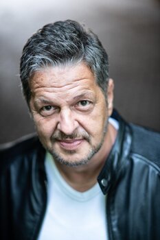 Autorenbild