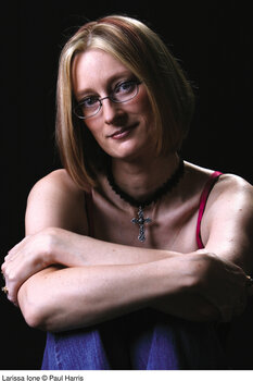 Person Larissa Ione