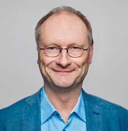 Person Rolf Schlenker